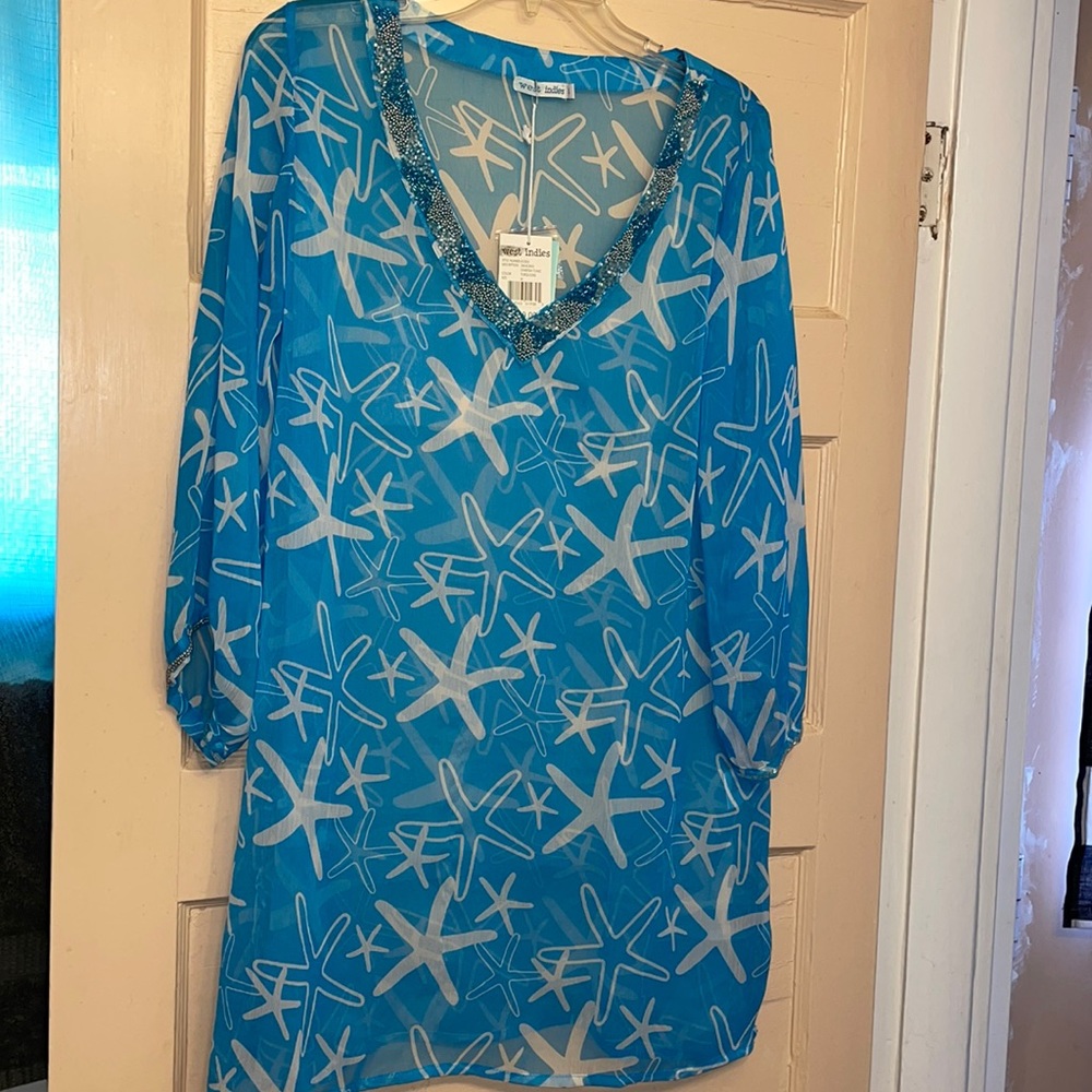 West Indies Coverup size Medium NWT